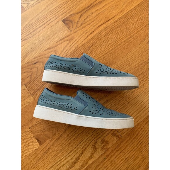 Vionic Midi Perf Slip On Shoes - Picture 3 of 11